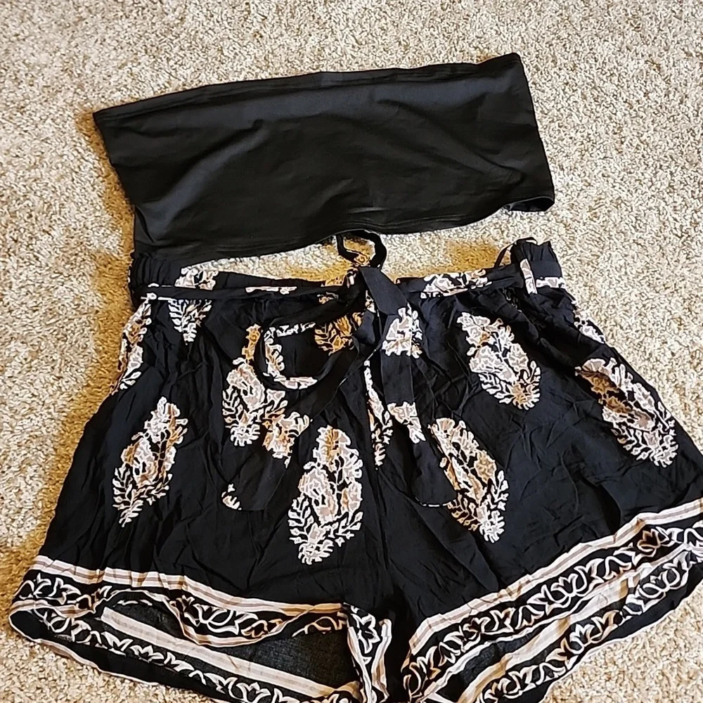 Shein Short Set - Picture 1 of 8